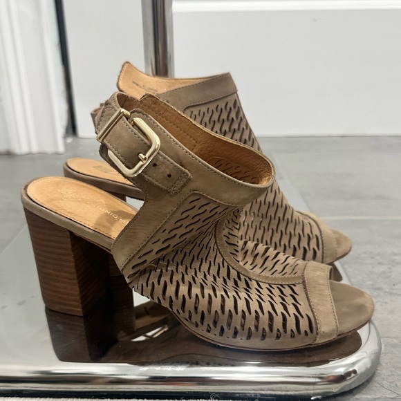 Antonio Melani ~ Open Toe Booties - Picture 5 of 7